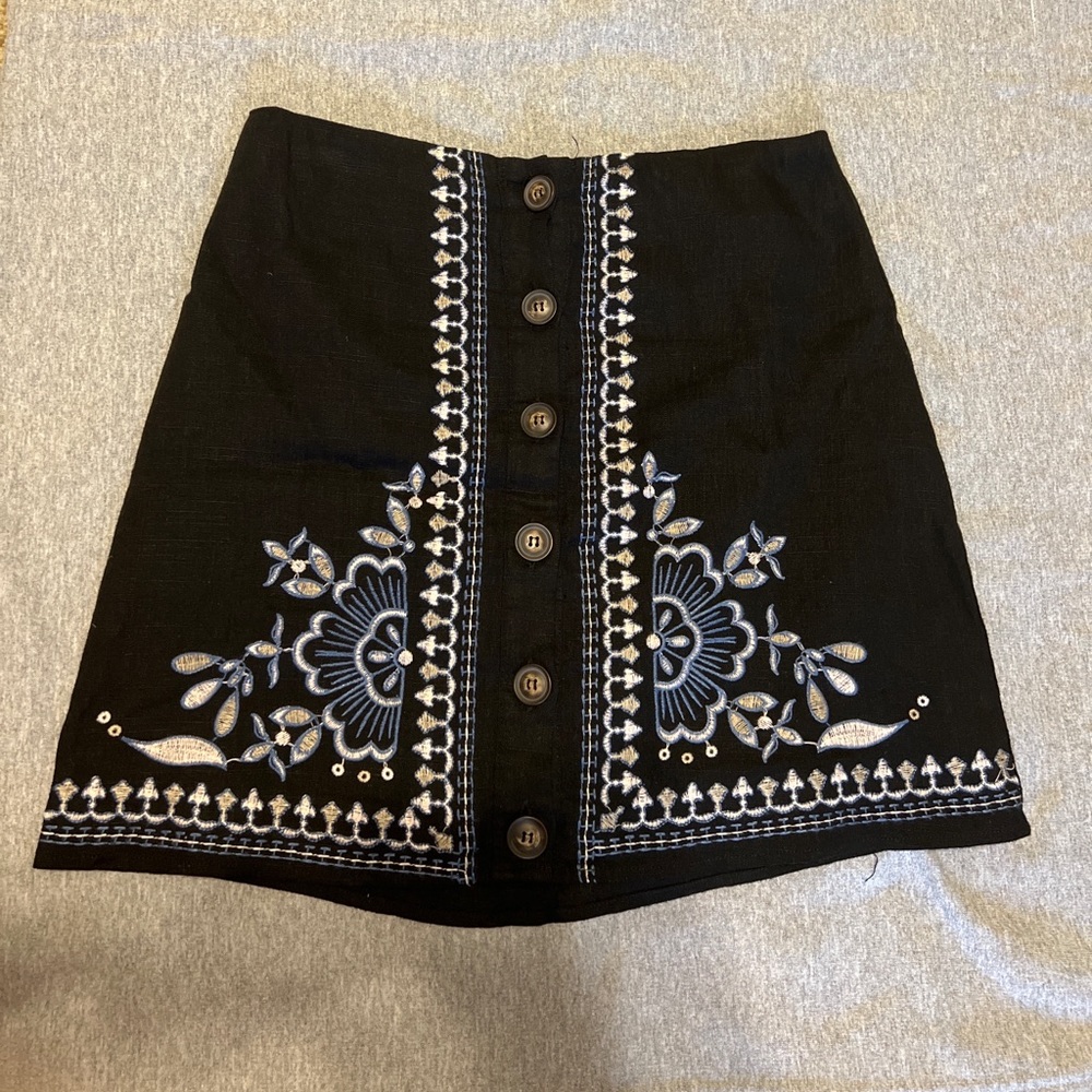 Francesca’s skirt